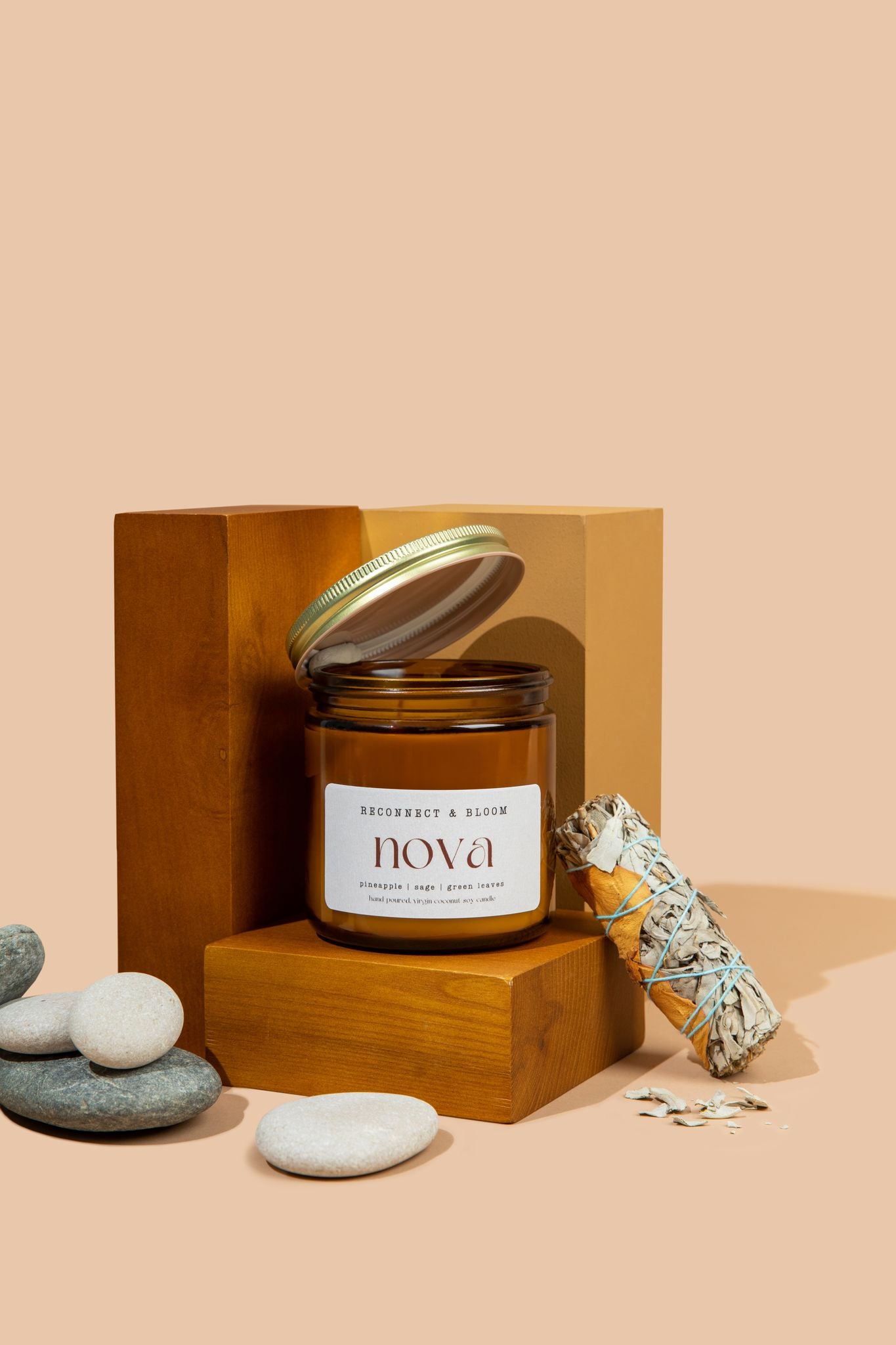 Nova Candle
